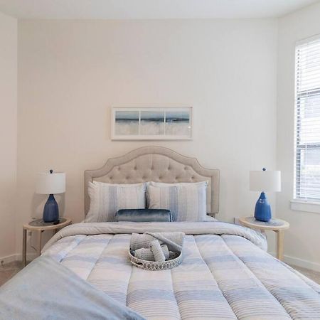 Charming Cozy Apartment With Wi-Fi & Free Parking Charlotte Eksteriør billede