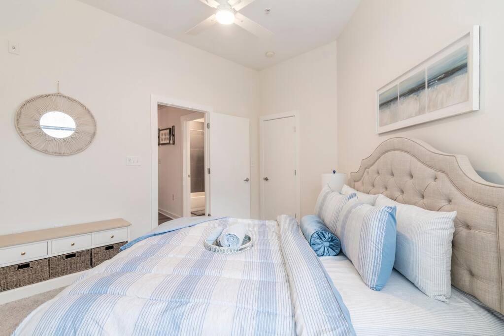 Charming Cozy Apartment With Wi-Fi & Free Parking Charlotte Eksteriør billede